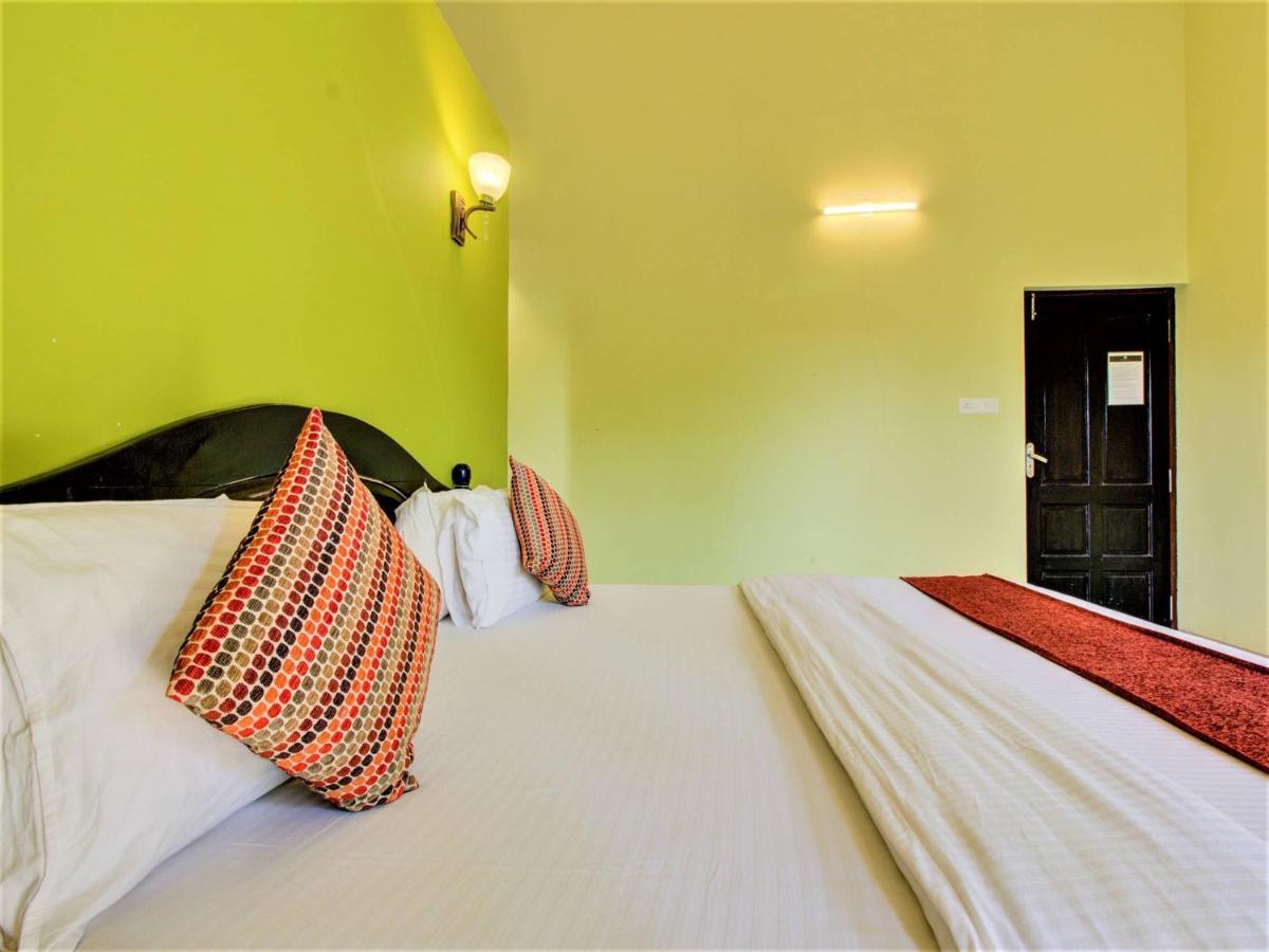Vagator Retreat Resort With Swimming Pool Экстерьер фото