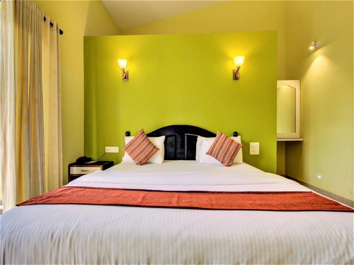 Vagator Retreat Resort With Swimming Pool Экстерьер фото