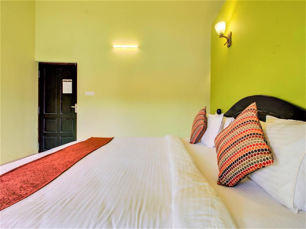 Vagator Retreat Resort With Swimming Pool Экстерьер фото